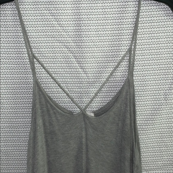 Super Cute Summer Tank! - Picture 2 of 5